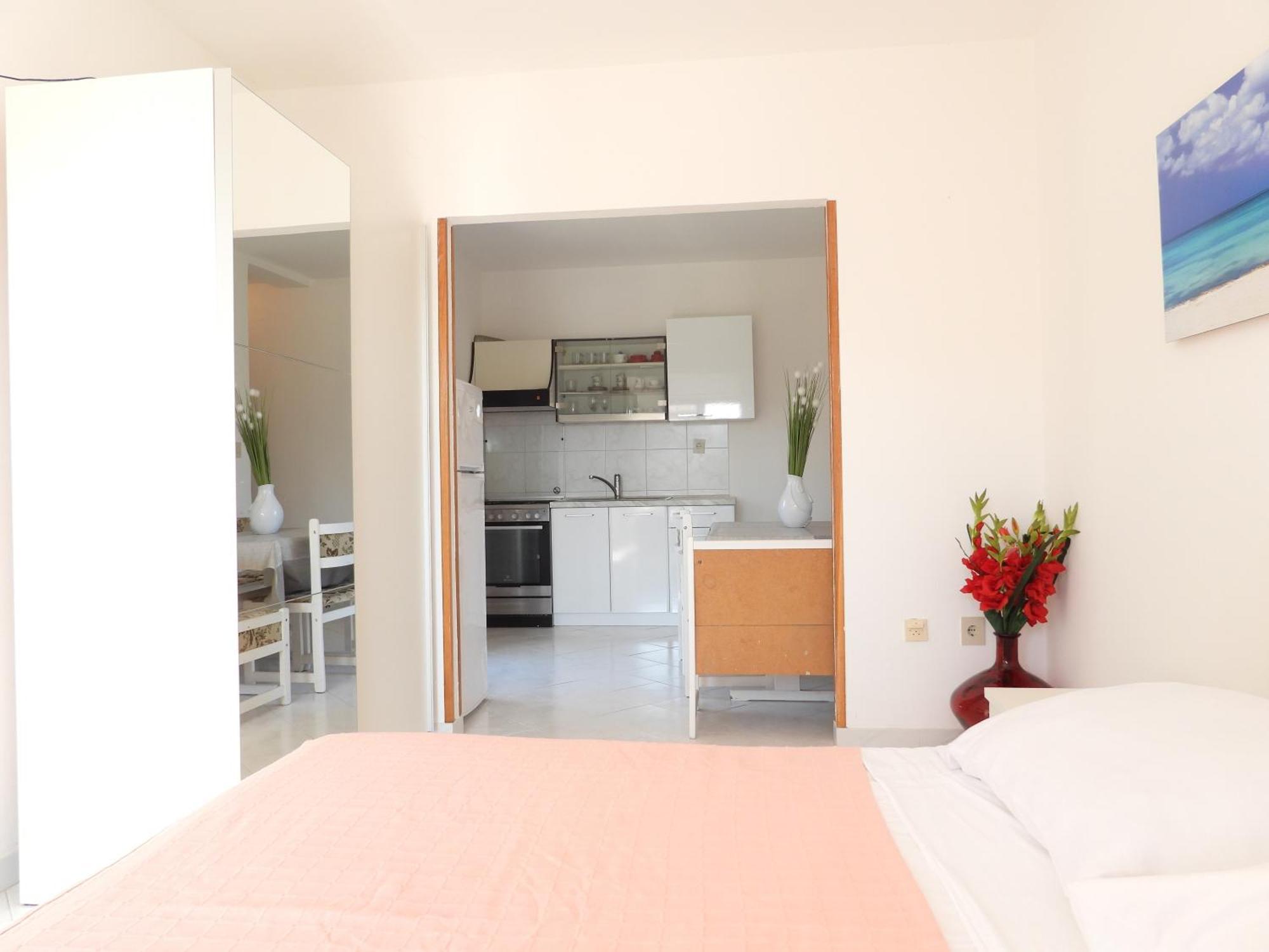 Apartments Pino Rabac Exterior photo